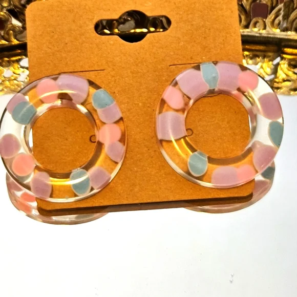 Confetti Lucite Earrings In Pastels Purple, Blue, And Pink - Picture 4 of 5